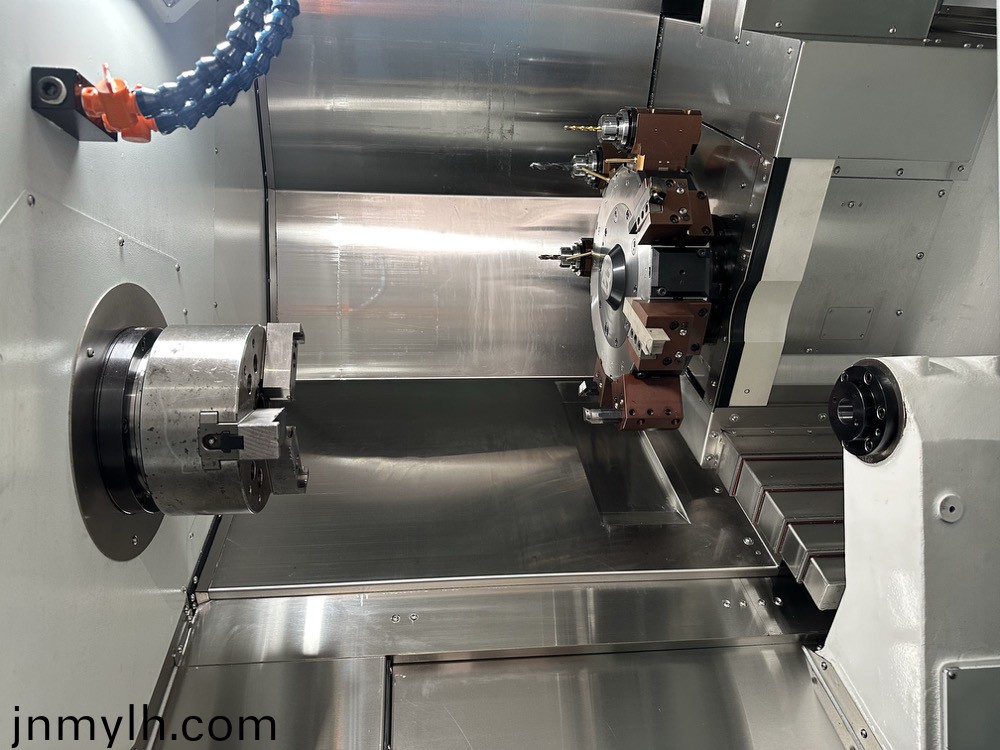 動(dong)力頭(tou)墖(ta)車(che)銑復(fù)(fu)郃（直(zhi)Y）