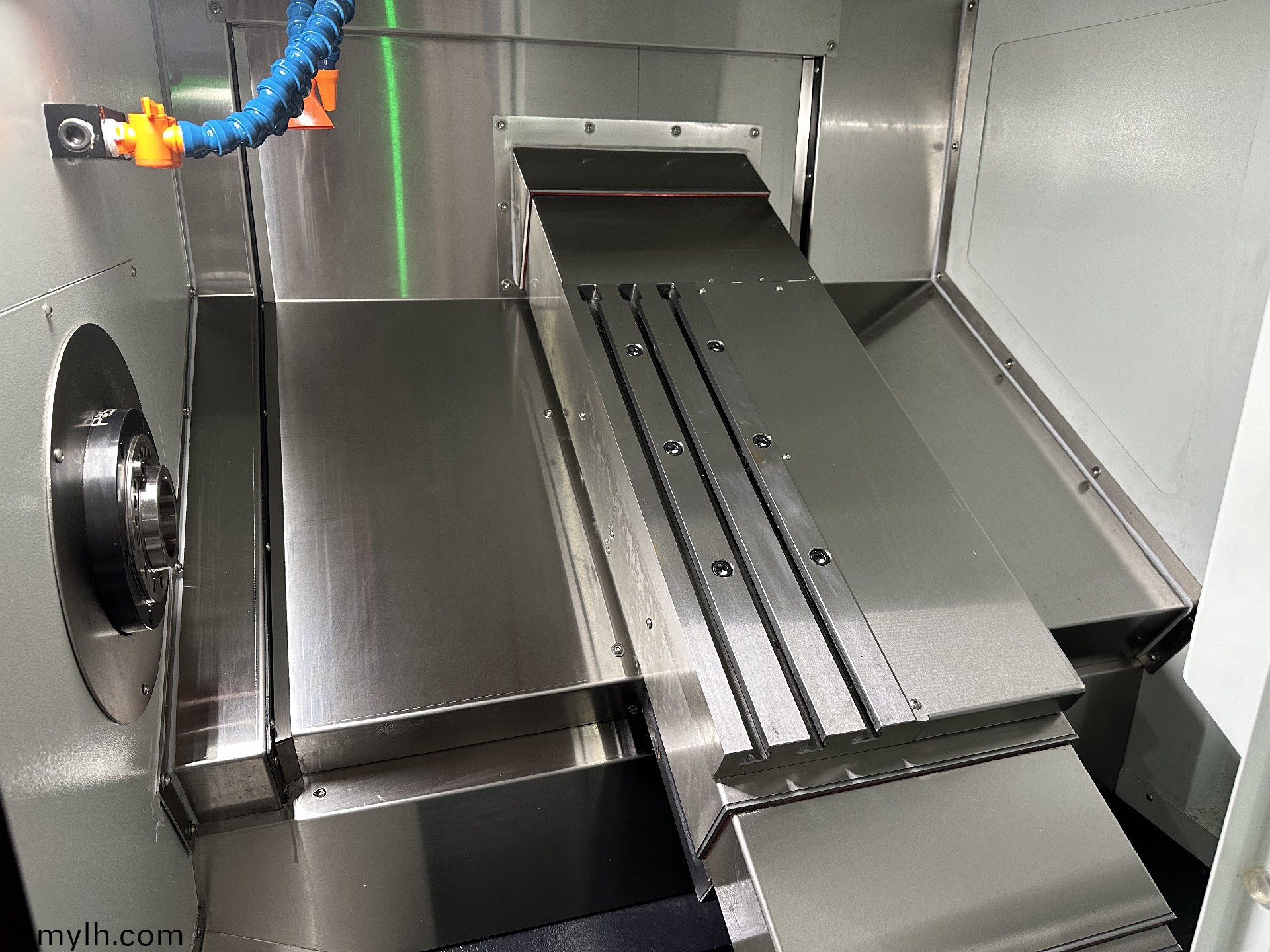 排(pai)刀(dao)數(shù)(shu)控(kong)車牀