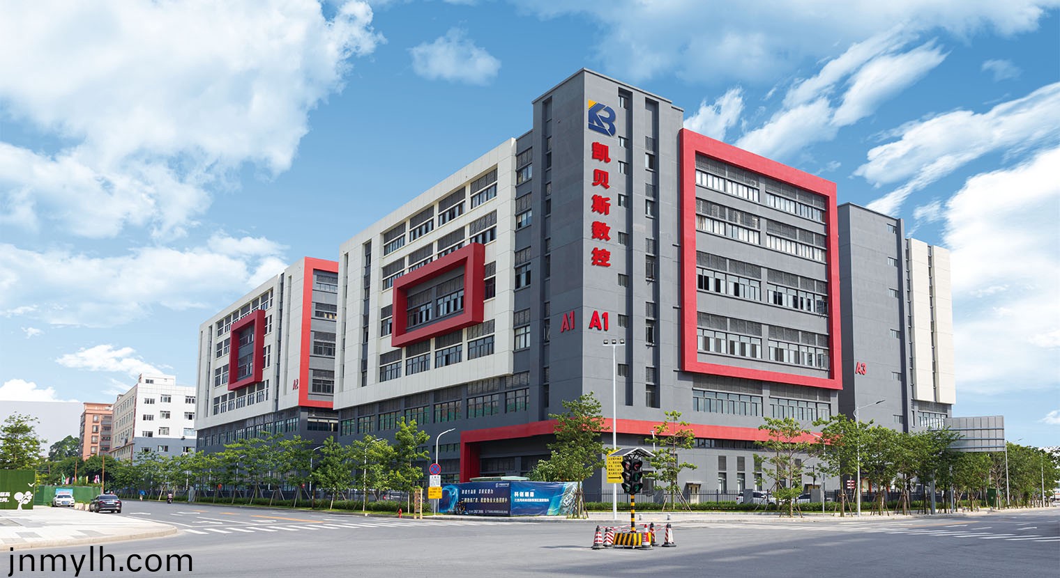 工(gong)廠(chang)大(da)樓(lou)